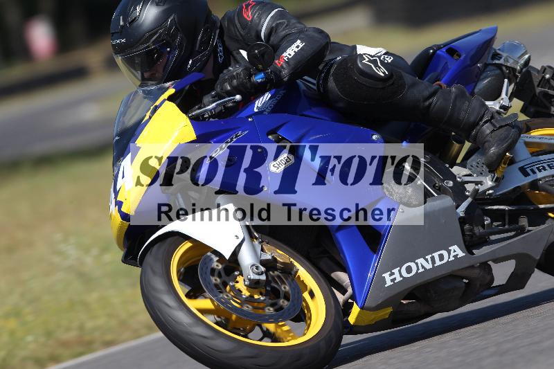 Archiv-2022/40 18.07.2022 Plüss Moto Sport ADR/Einsteiger/44